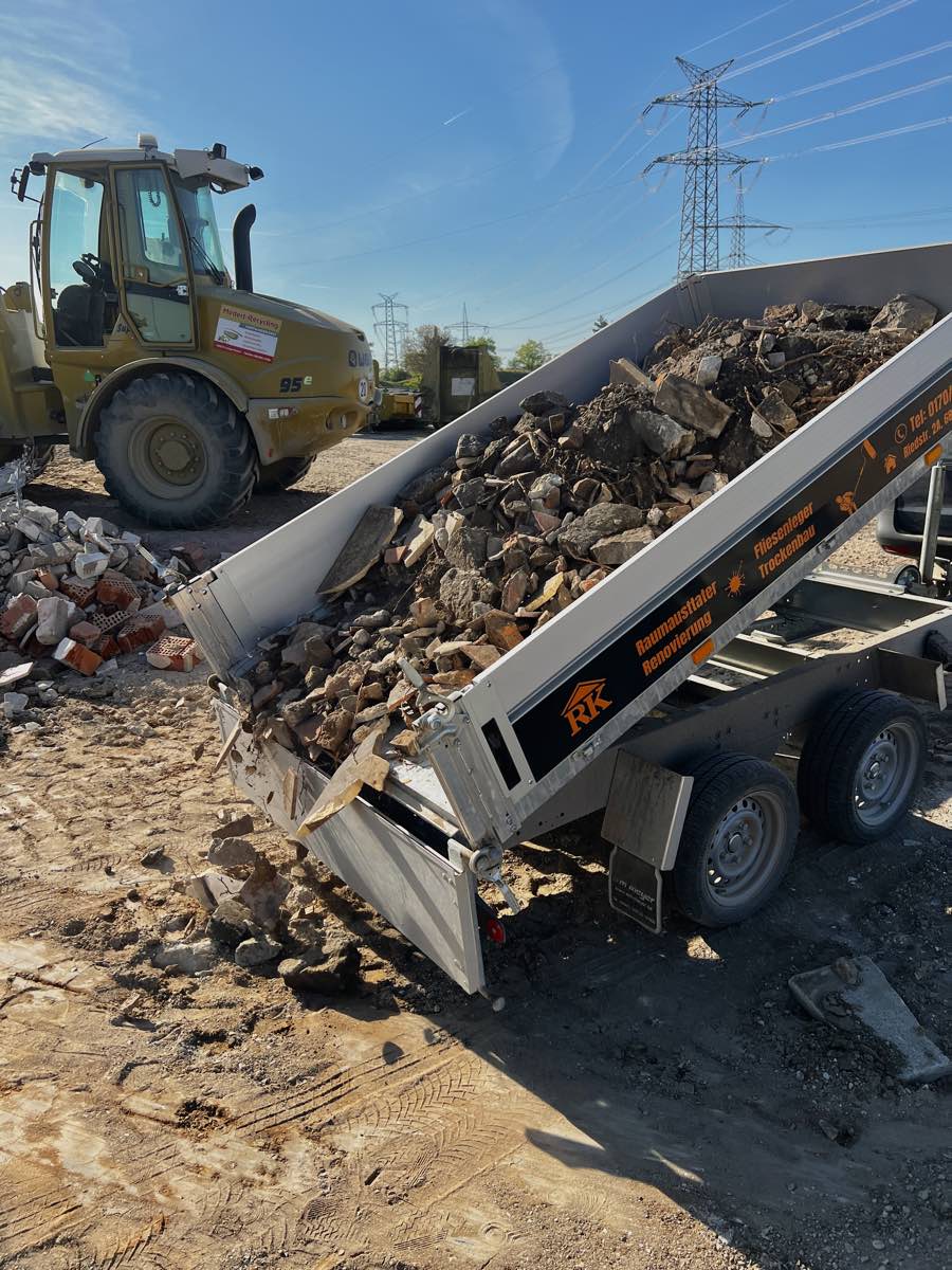 RK Bauprofi Fuhrpark Anhänger – zuverlässig und professionell